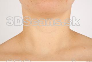 Photo reference of neck 0001